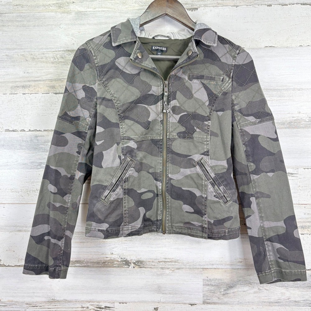 Express Camo Quilted Moto Jacket with Jersey Knit Hood Womens Size XS Hoodie